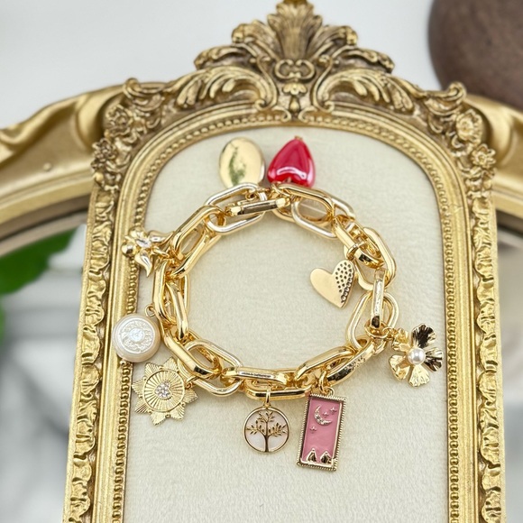 Anthro Gold Chunky Charm Bracelet – Adjustable Size - Picture 8 of 9